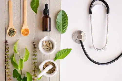 طب سنتی یا پزشکی مدرن